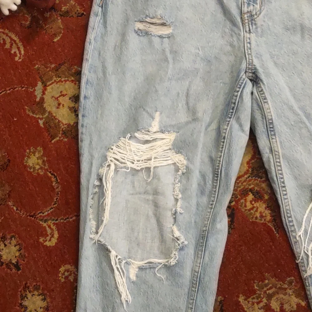 Light Blue Aeropostale Mom Jeans - Picture 6 of 10